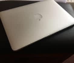 Macbook Pro 13′ E 2015 + track/kláv/obal