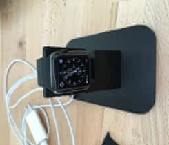 Apple Watch 42mm cerne