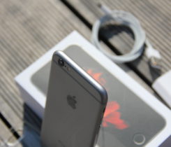 iPhone 6s 64GB space gray