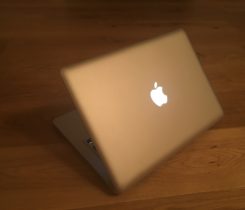 MacBook Pro 13