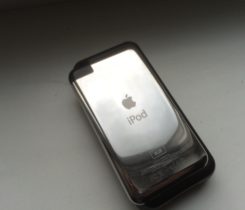iPod Touch 1st gen. | iOS 1.1