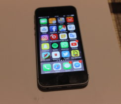 iPhone 5S 16GB – starý cca 2 týdny!!