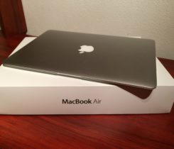 MacBook Air 13", Intel Core i5 1,3 GHz,