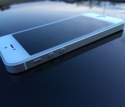 Prodám iPhone SE Silver 16GB