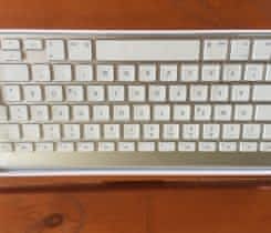 Prodám apple BT klávesnici