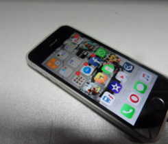 Vyměnim Iphone SE 64GB