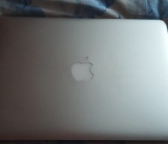 MacBook Air 2014 začátek roku
