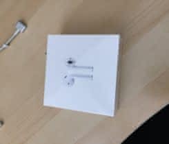 Apple AirPods