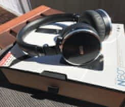 AKG N60NC slúchadlá