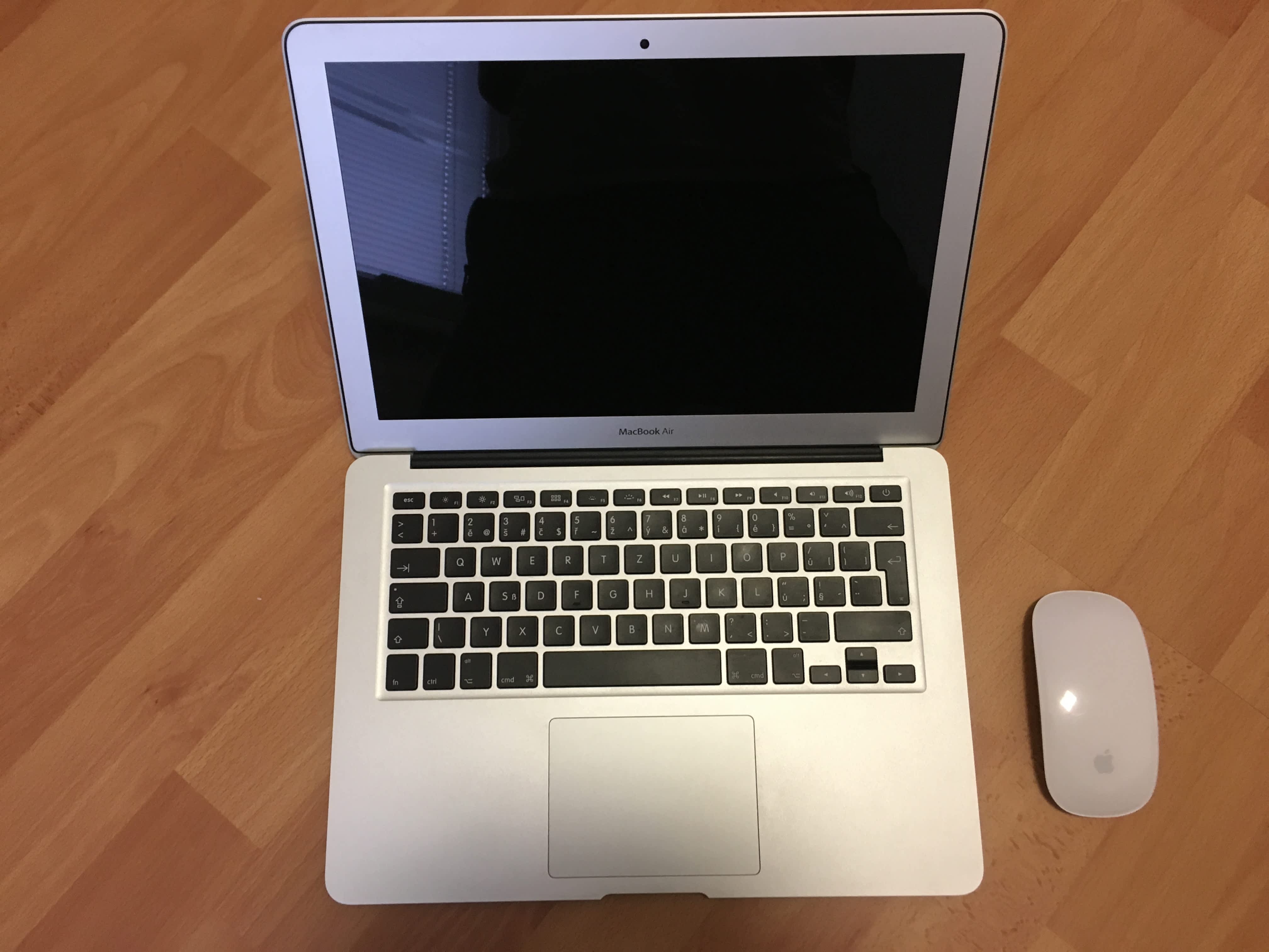 Macbook Air (13-inch, Mid 2013) - Apple Bazar