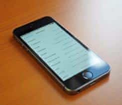 iPhone SE 64GB SPACE GRAY