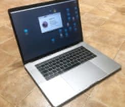 MacBook Pro 15“, 2016 vesmírně šedivá