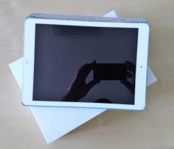 iPad Air 128 GB WiFi + Cellular