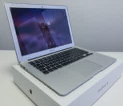 MacBook AIR 13.3"/i5/4GB RAM/128GB/2015
