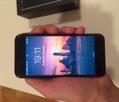 iPhone 7, Jet black 128 GB