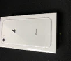 iPhone 8 64GB Silver,nový ve folii