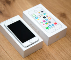 iPhone 5S 32GB stříbrný