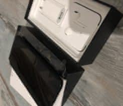 Apple iPhone 7 plus 128gb jet black