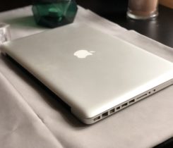 Apple MacBook Pro "Core i7" 2,4 GHz 15"