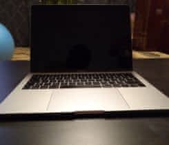 Macbook Pro 13,3"