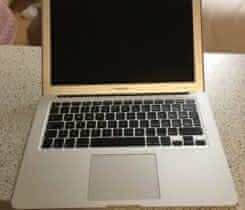 Macbook air 2014 + redukce HDMI