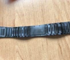 vesmírně černý článkový tah – original