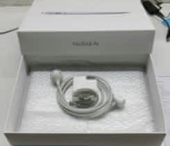 Macbook Air 13" (Early 2015)