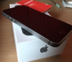 iPhone SE 64gb + kryty