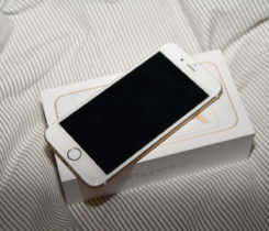 Prodám iPhone 6S 64GB zlatý