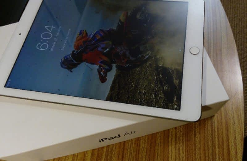 iPad AIR 32GB CELLULAR - silver - Apple Bazar