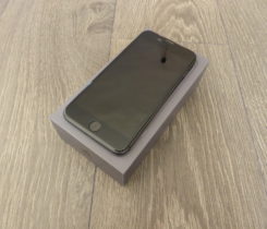 Prodám Apple iPhone 8 Plus 64GB