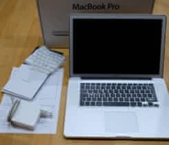 Macbook Pro 15",2.2 i7,16GB RAM,240SSD
