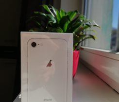 Prodám nový IPhone 8, 64 GB