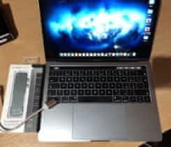 MacBook Pro 2017 i5 250 GB