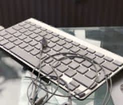  Magic Keyboard