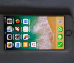 prodám Apple iPhone 7 128GB Gold