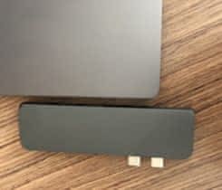 Usb-c hub, HDMI, čtečka karet