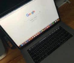 Nový Apple 15.4" MacBook Pro 2017 + TB