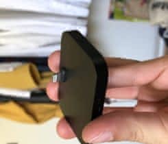 Apple dokovací stanice Černá