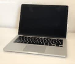 Macbook Pro 2015 13" i5/8GB/128GB-Top