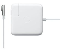 Nabíječka na Macbook