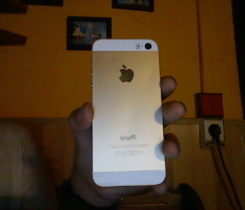 iphone 5S zlatý