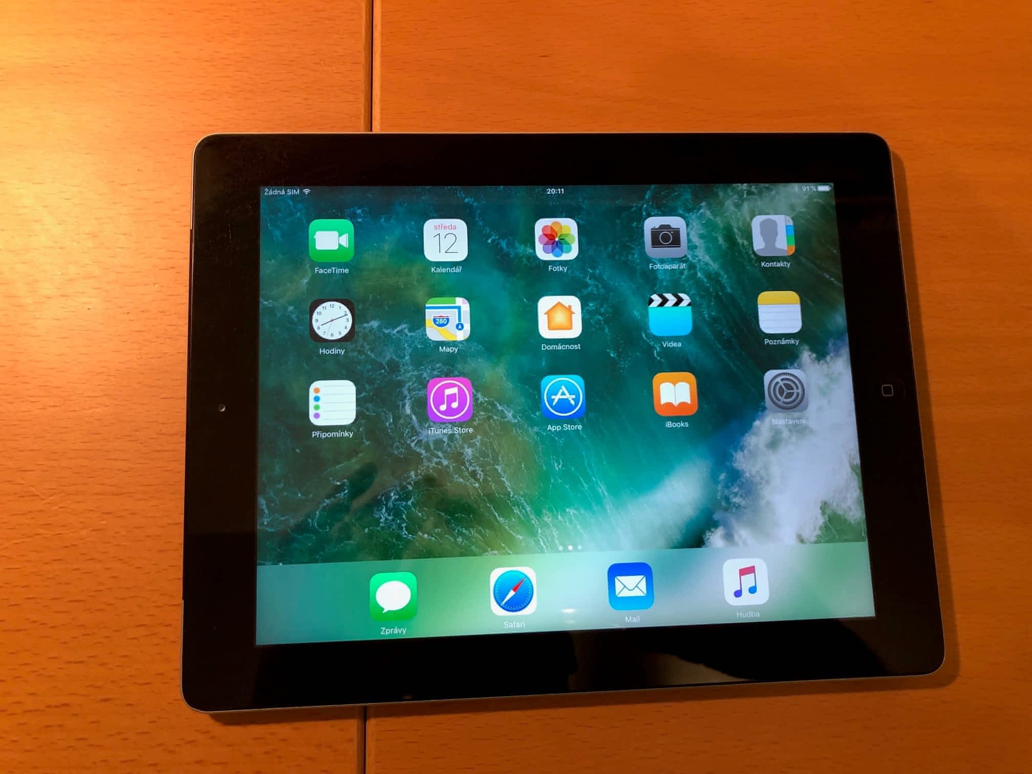 iPad 4 64GB WIFI + cellular - Apple Bazar