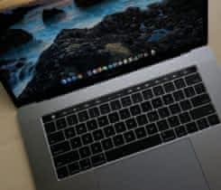 MacBook Pro 15 , v záruce – koupen 3/18