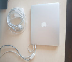 13" retina mid 2014 i5, 16GB RAM, 256GB