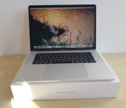 Prodej MacBook Pro 15,4"