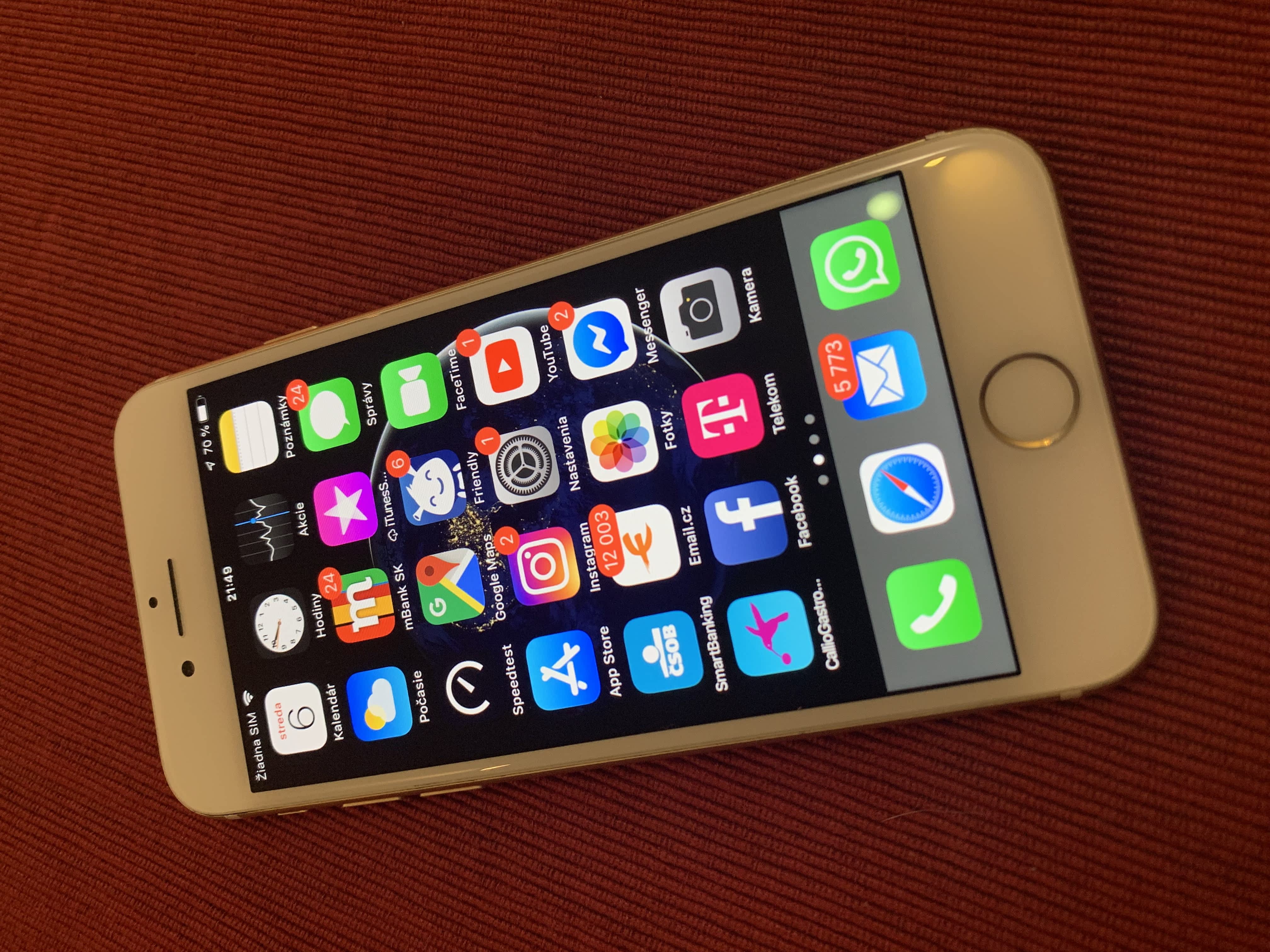 Predám iPhone 7 Gold 32 GB - Apple Bazar