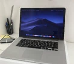 MacBook Pro 15" Retina, 256gb SSD, i7