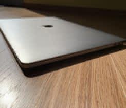 MacBook Pro 15" 256 GB Space Grey