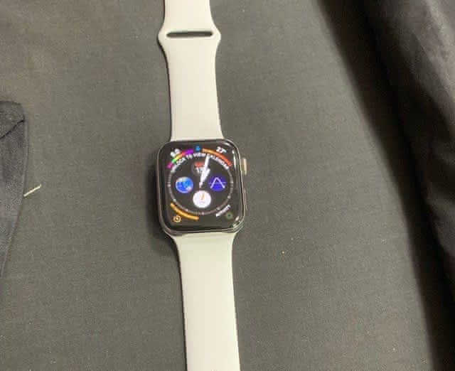 Apple Watch4 44mm stainless steel - Apple Bazar